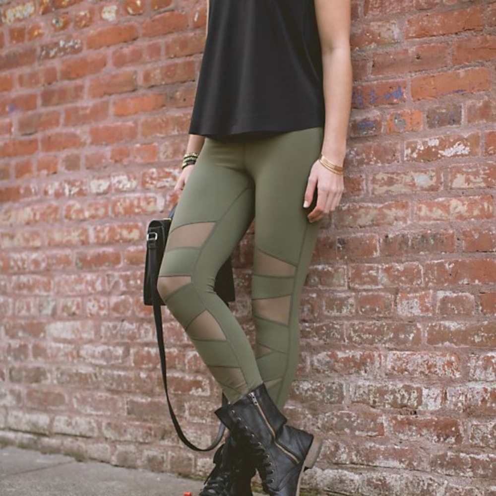RARE lululemon fatigue high times mesh tech